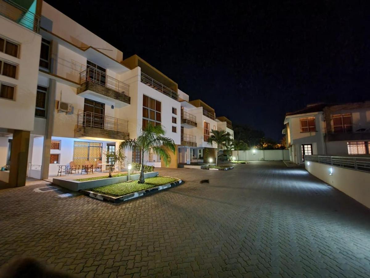 Ary Homestay Nyali- A Walk Away From City Mall Mombaça Exterior foto